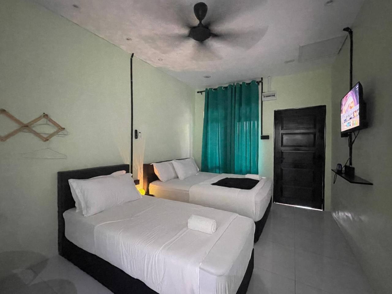 Ar Homestay & Roomestay Merlimau Экстерьер фото